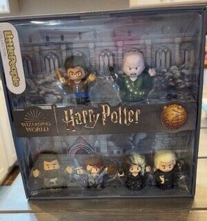 New Harry Potter Deathly Hallows Little People Collector Set of 6 Figures